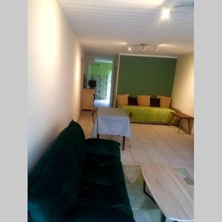 Petit Gite Ou Chambre D'Hotes 2/4 Personnes Buffieres 外观 照片