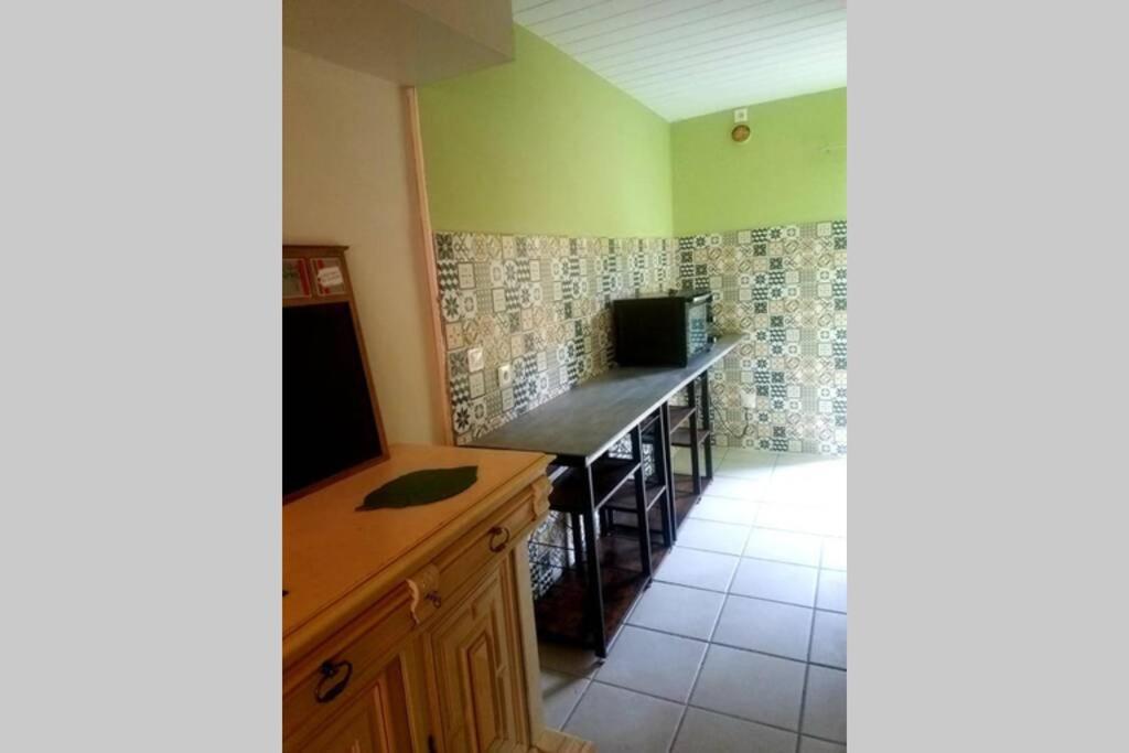 Petit Gite Ou Chambre D'Hotes 2/4 Personnes Buffieres 外观 照片