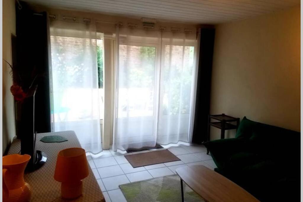 Petit Gite Ou Chambre D'Hotes 2/4 Personnes Buffieres 外观 照片