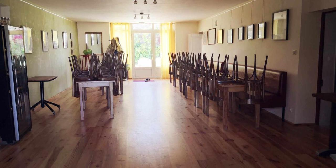 Petit Gite Ou Chambre D'Hotes 2/4 Personnes Buffieres 外观 照片